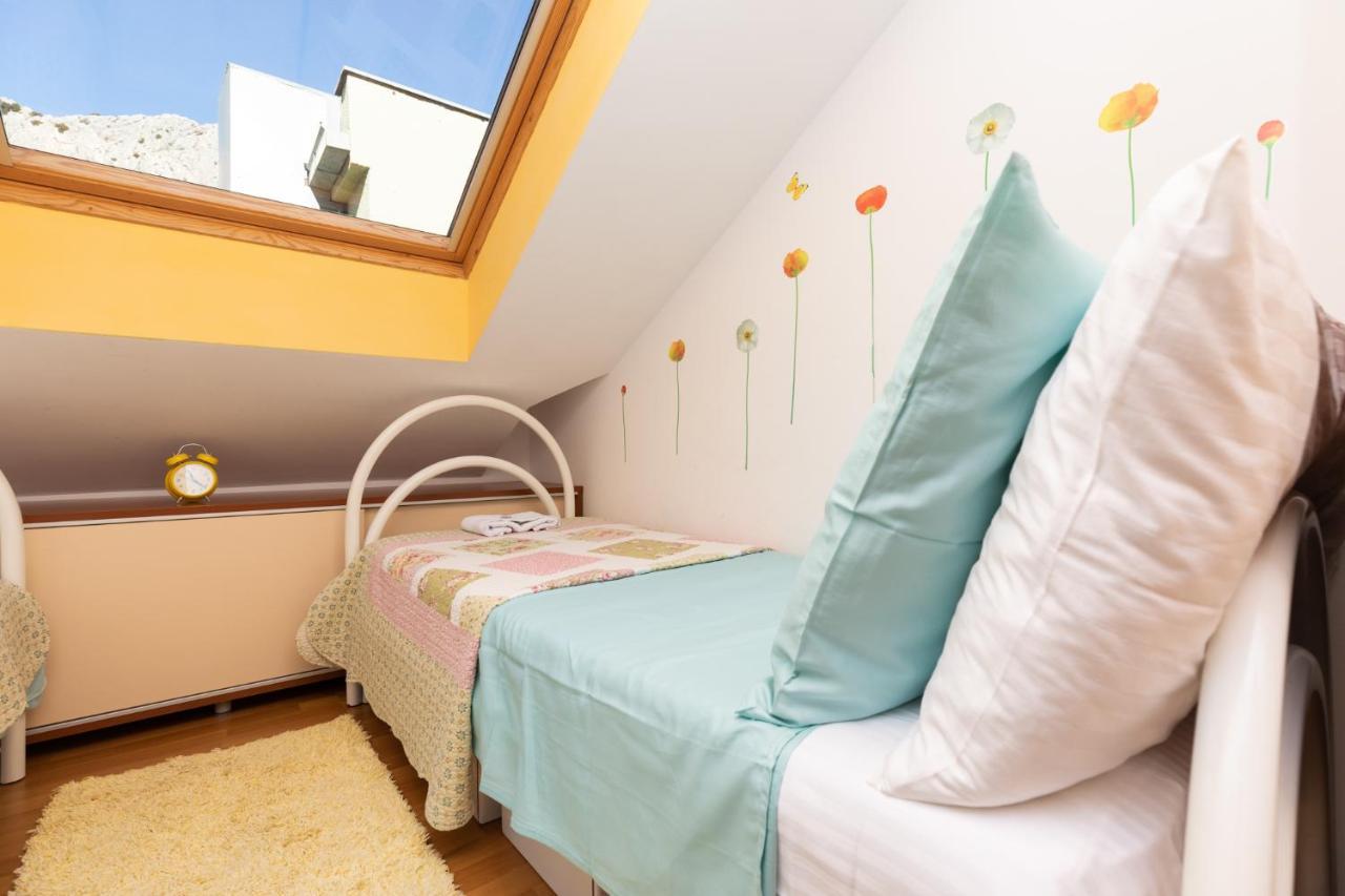 Apartman Monika Omis Luaran gambar