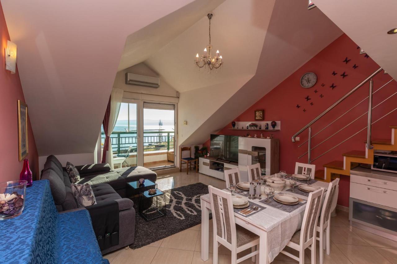 Apartman Monika Omis Luaran gambar